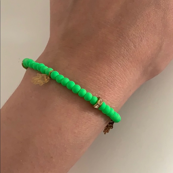 Neon green hamsa hand bracelet - Picture 2 of 3